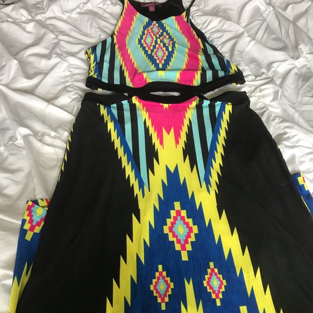 Cut out side Maxi Dress